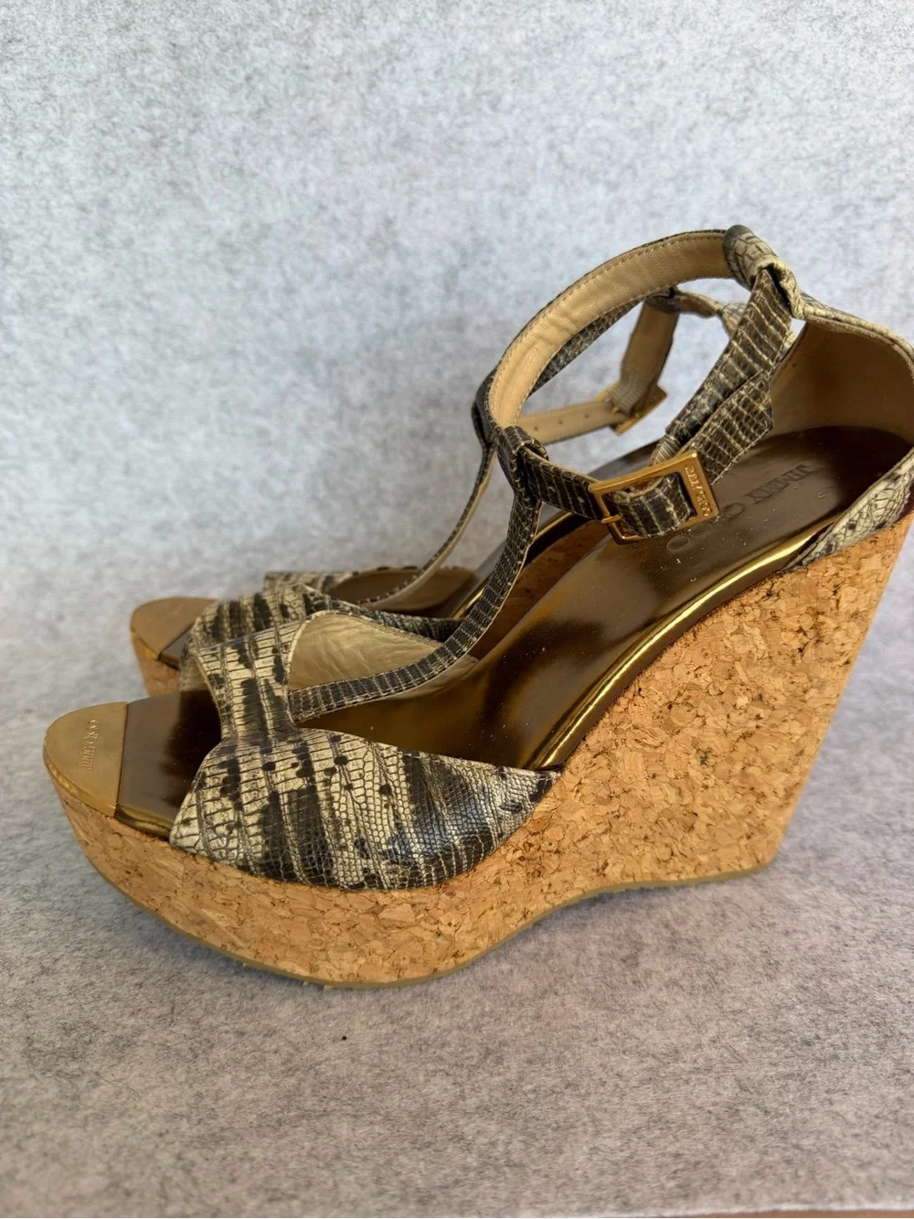 •7 JIMMY CHOO Pela Wedge Python Print Size 41